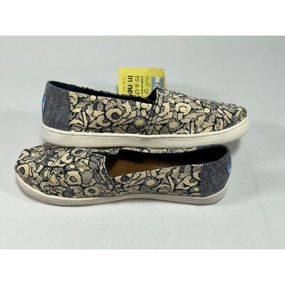 TOMS Alpargata Canvas‎ Youth 3.5 Navy Floral Camo NWT#10010695 - Picture 3 of 7